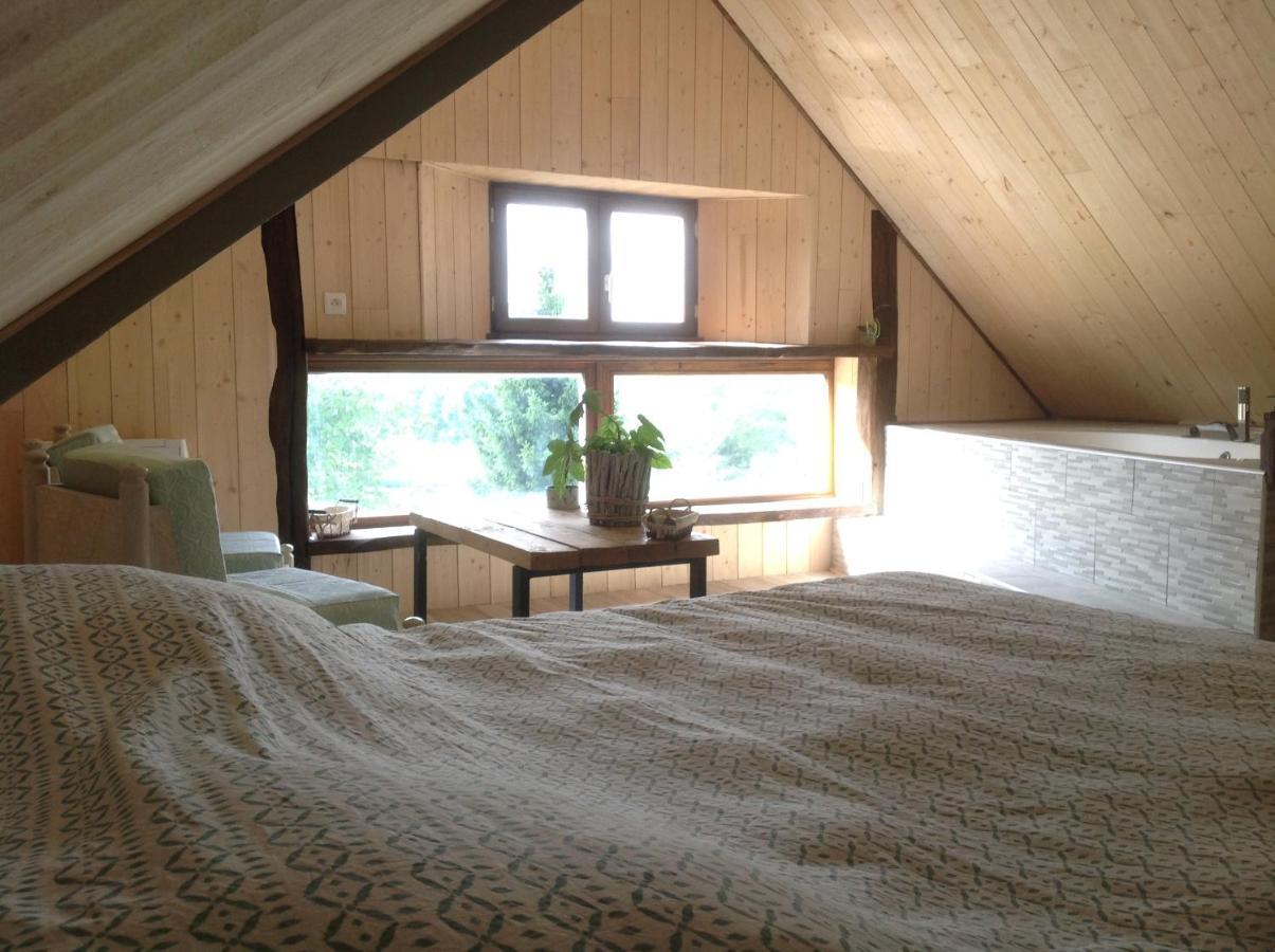 Les Rocailles Otel La Foret-Auvray Dış mekan fotoğraf