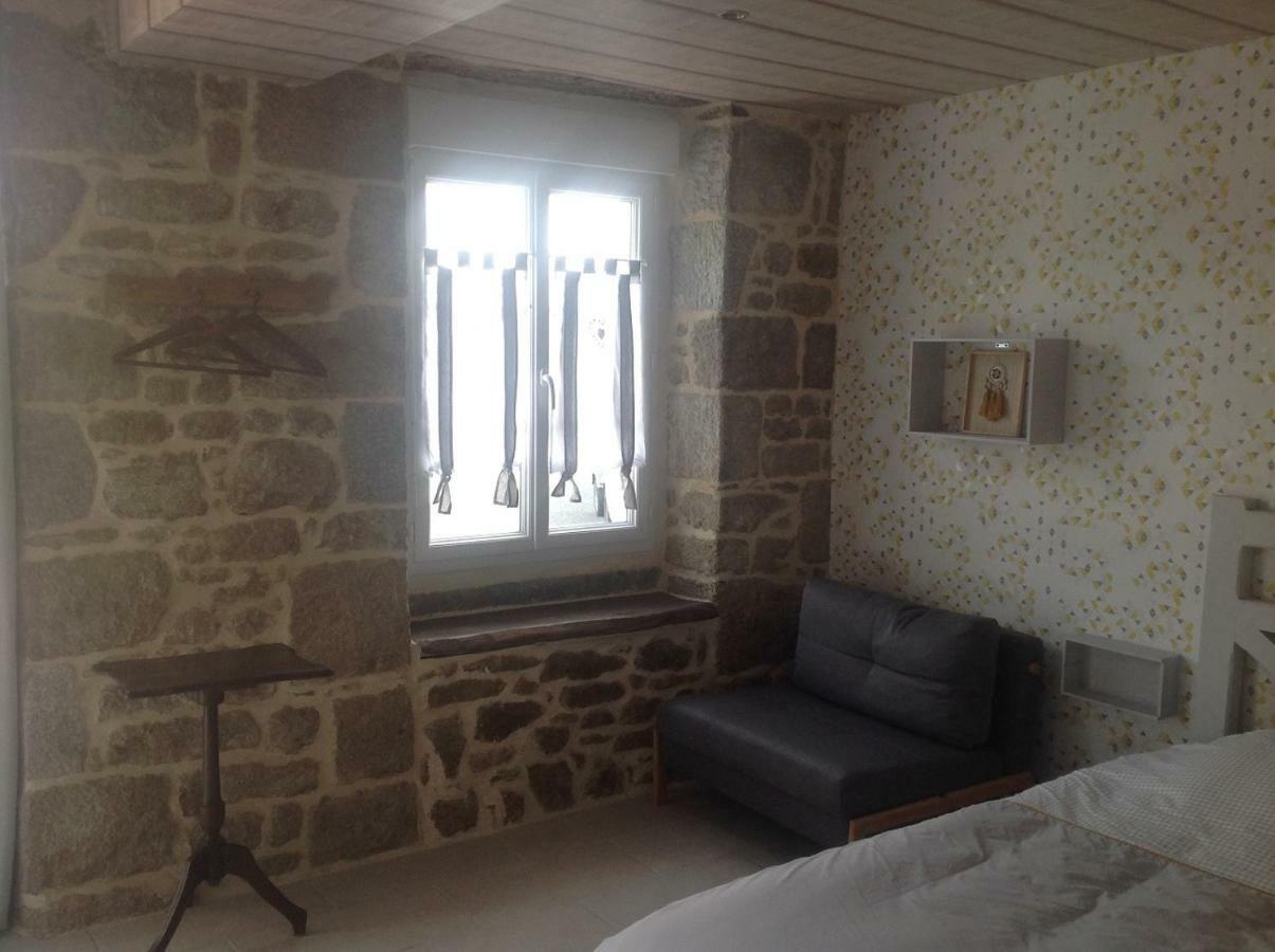 Les Rocailles Otel La Foret-Auvray Dış mekan fotoğraf